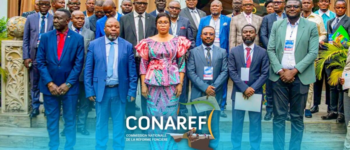 Permalien vers:CLOTURE DE L’ATELIER DE FORMATION DES FORMATEURS EN OUTILS DU SYSTEME D’INFORMATIONS FONCIERES(SIF)-EN METHODE DE COLLECTE-TRAITEMENT DES DONNEES GEOSPATIALES A L’ERE DU NUMERIQUE PAR MADAME LA MINISTRE D’ETAT, MINISTRE DES AFFAIRES FONCIERES Acacia BANDUBOLA MBONGO.